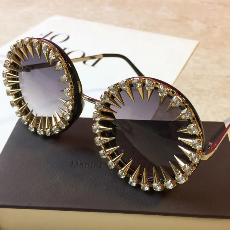 Gafas de Sol Redondas Estilo Punk para Mujer | Retro con Lentes de Metal y Diamante UV400