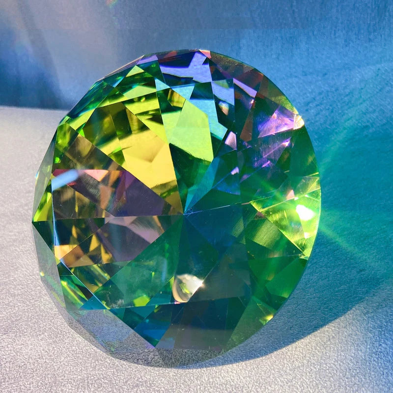 Exhibición de Arte de Uñas de Cristal Holográfico (80mm) - Diamante Iridiscente, Adorno para Sesión y Herramienta de Manicura