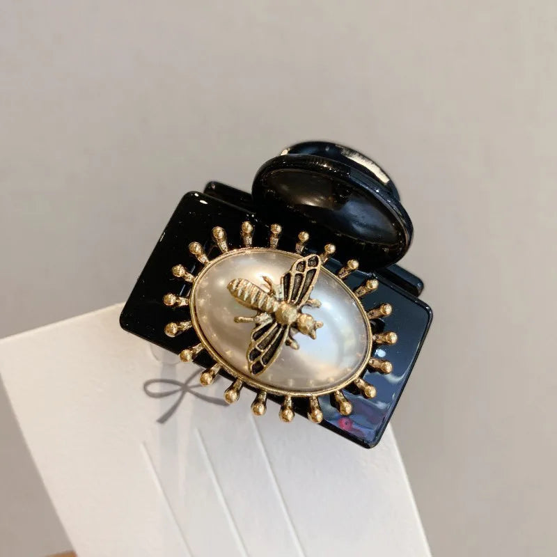 Horquillas Retro de Color Bronce Antiguo, abalorios de abeja, pinzas para el pelo, pinzas para el pelo, horquillas de perlas de lujo, accesorios para la cabeza, regalos Tamaño: 3,3*3cm