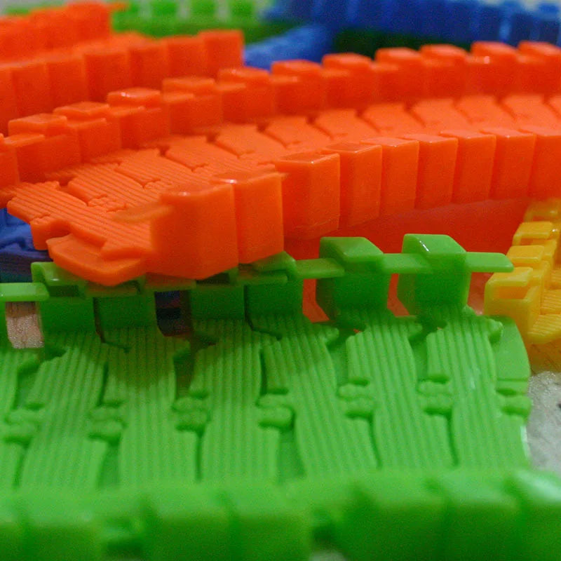 Set de Pista de Carreras DIY para Armar, Juguete Educativo con Coches y Pistas Flexibles para Niños, Puzzle Interactivo de Carros de Carreras