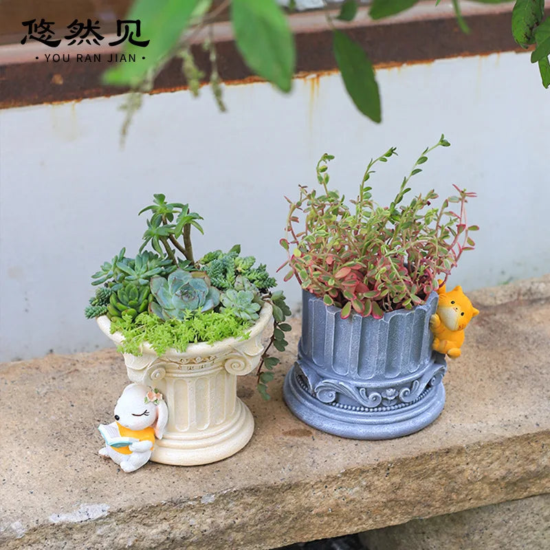 Pilar romano con columnas griegas, maceta de dibujos animados para plantas suculentas, decoración de mesa y jardín