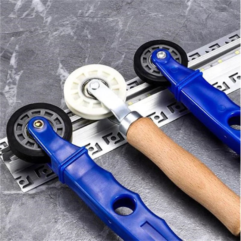 Rodillo con Mango de Madera para una Instalación Rápida de Tiras de Luces LED 6-10mm SMD2835 para Perfiles de Aluminio Lineales en Sistemas de Canales de Techo