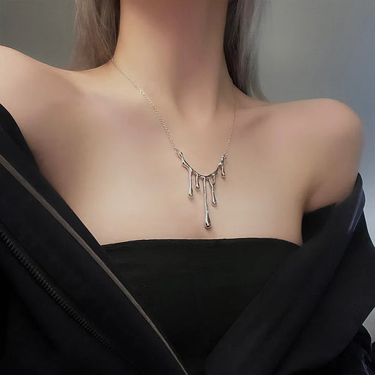 Collar de Gota de Agua Hip Hop en Color Plateado - Necklace de Acero Inoxidable con Diseño de Lava para Mujer, Cadena de Moda