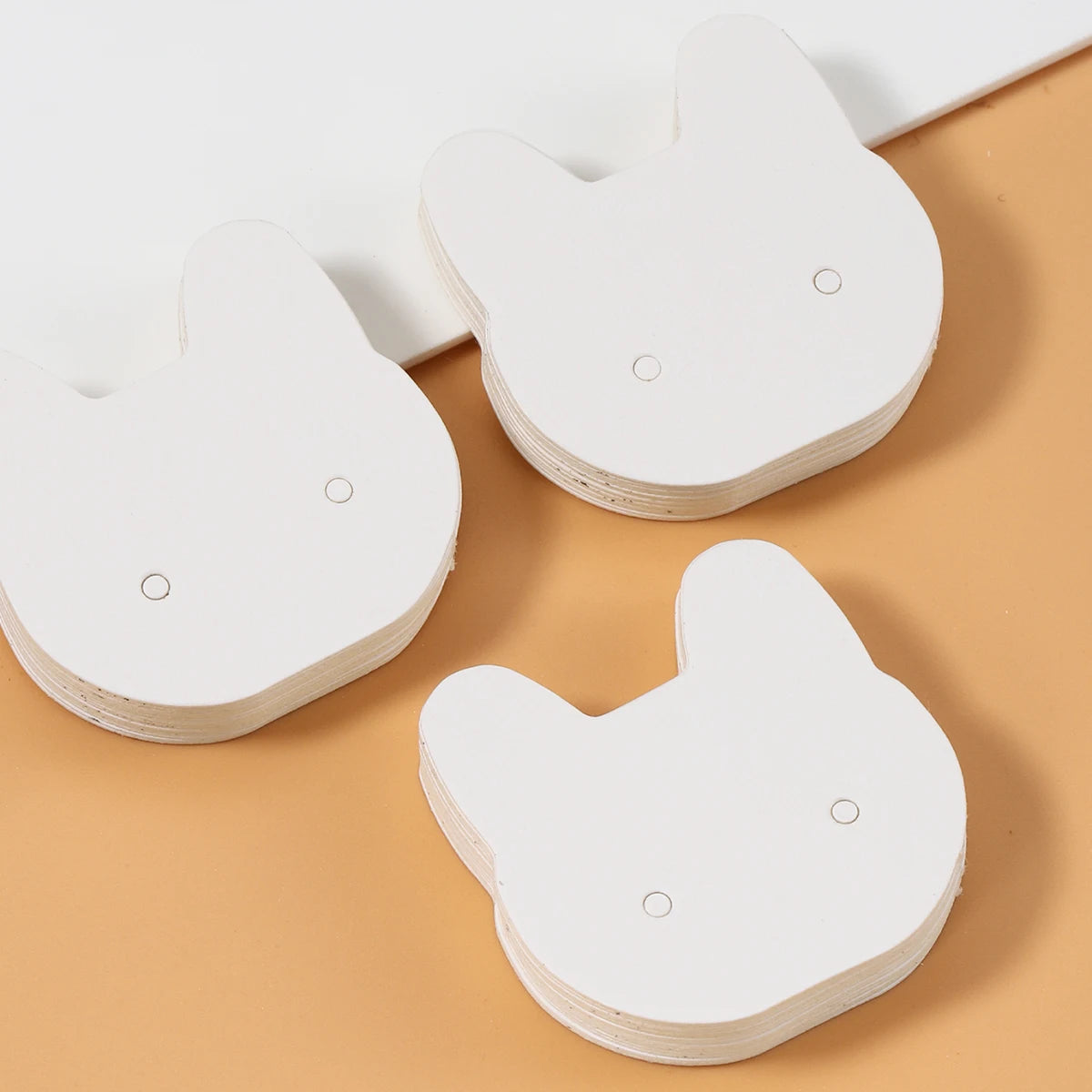 Tarjetas para Exhibición de Aretes y Collares - Pack de 50 Unidades con Diseño de Gato - 3.5x3.5 cm para Empaque de Joyería