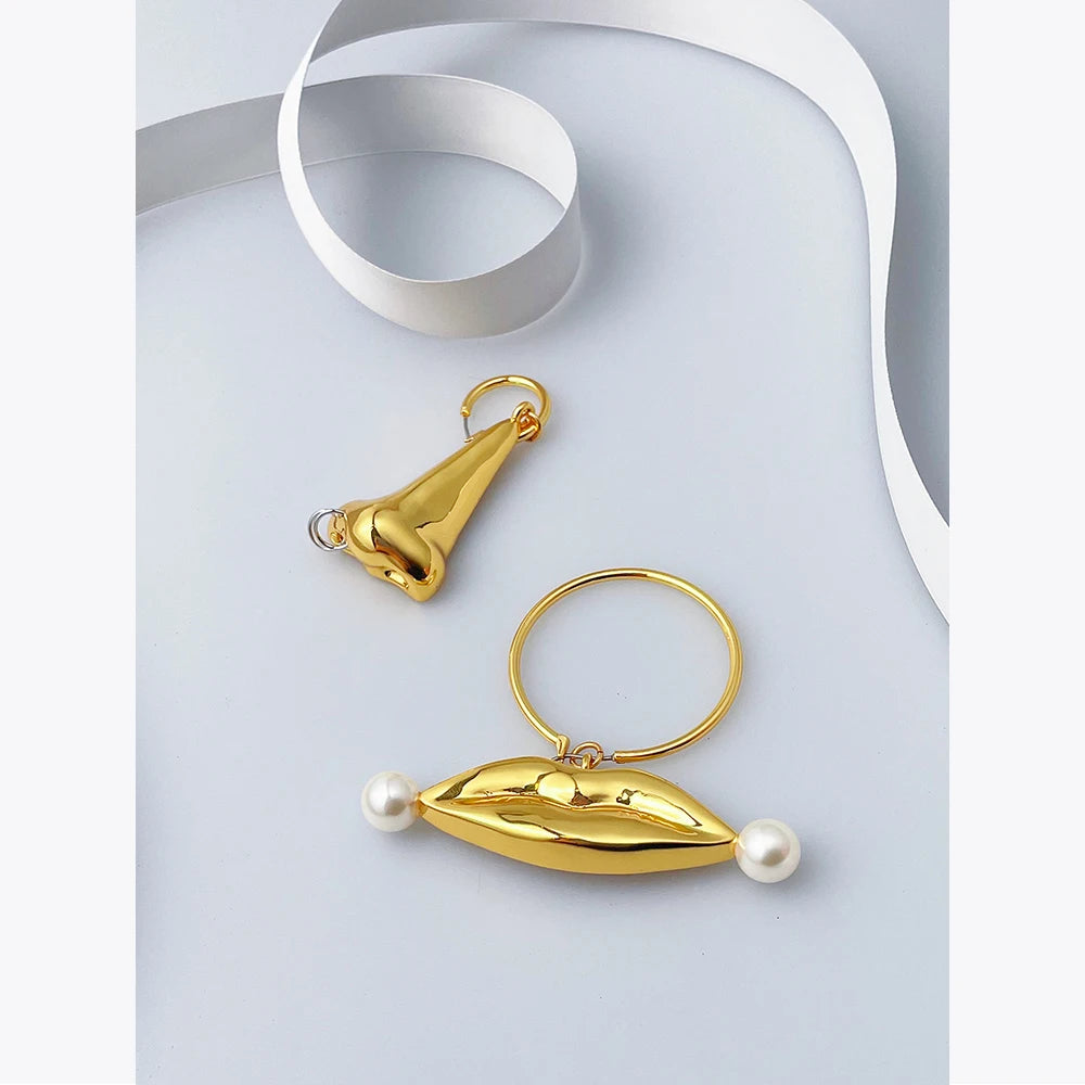 Pendientes Exagerados de Nariz y Labios para Mujer | Joyería de Moda Dorada ENFASHION, E221388, 2022