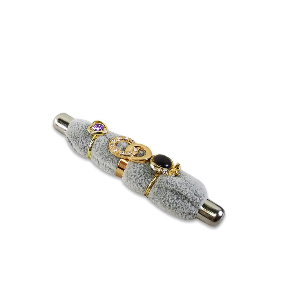 Soporte de Joyería para Anillos de Terciopelo - Exhibidor de Anillos de Espuma Suave con Estante de Metal, Disponible en Varios Colores