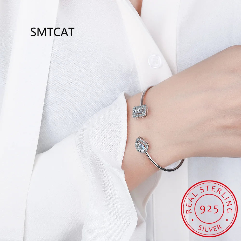 Brazalete de Gota de Agua de Diamante de Moissanita de Corte Radiante en Plata de Ley 925 para Mujer