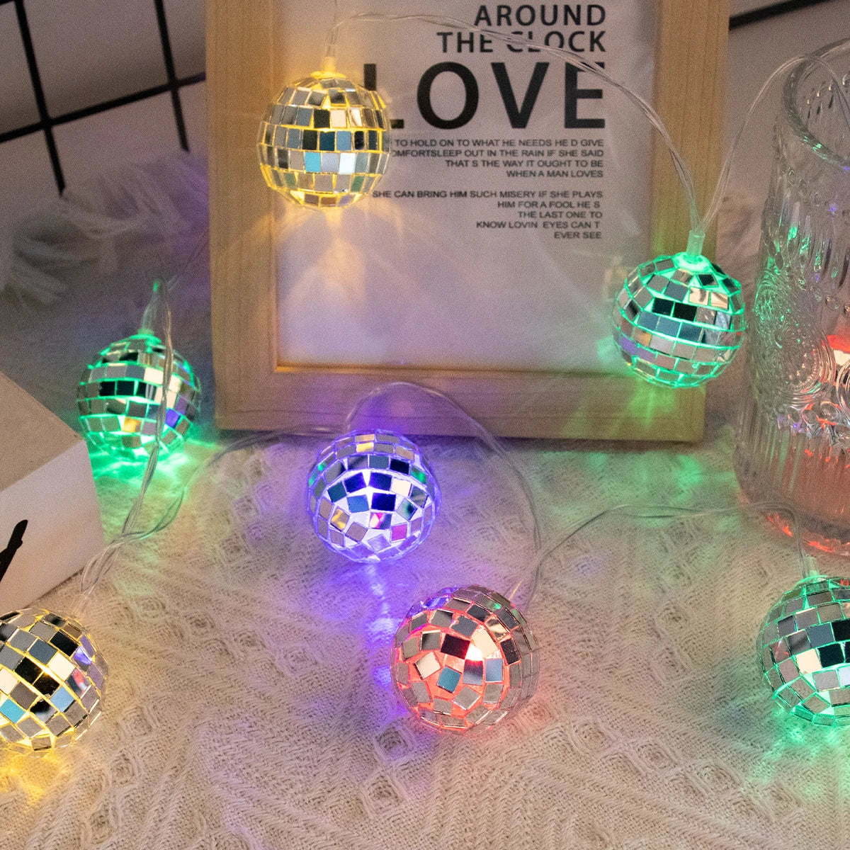 Cadena de Luces Espejo Disco 1.5m - Decoración Retro de Fiesta Disco Años 70s y 80s, Guirnalda para Cumpleaños de Adultos, Bodas y Hogar