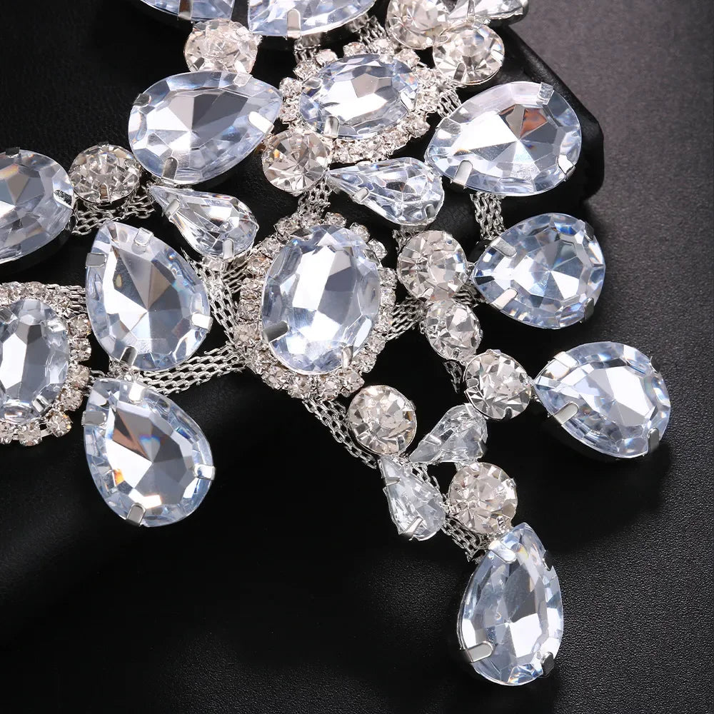 Máscara de Media Cara de Lujo para Mujeres - Accesorios de Baile Elegantes con Cristales para Halloween y Fiestas de Venecia
