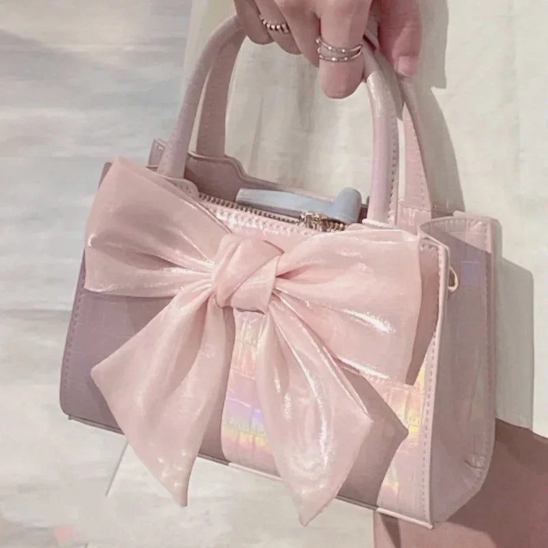 Bolso de Mano para Mujer: Clutch Dulce Rosa con Lazo, Ideal para Verano
