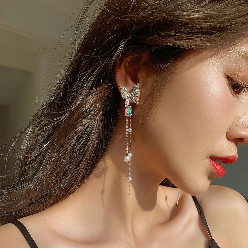 Pendientes de Mariposa con Borla Brillante
