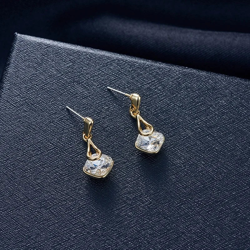 Conjunto de joyería para mujer, pendientes cuadrados de diamantes de imitación, collar con colgante de gota de agua, a la moda