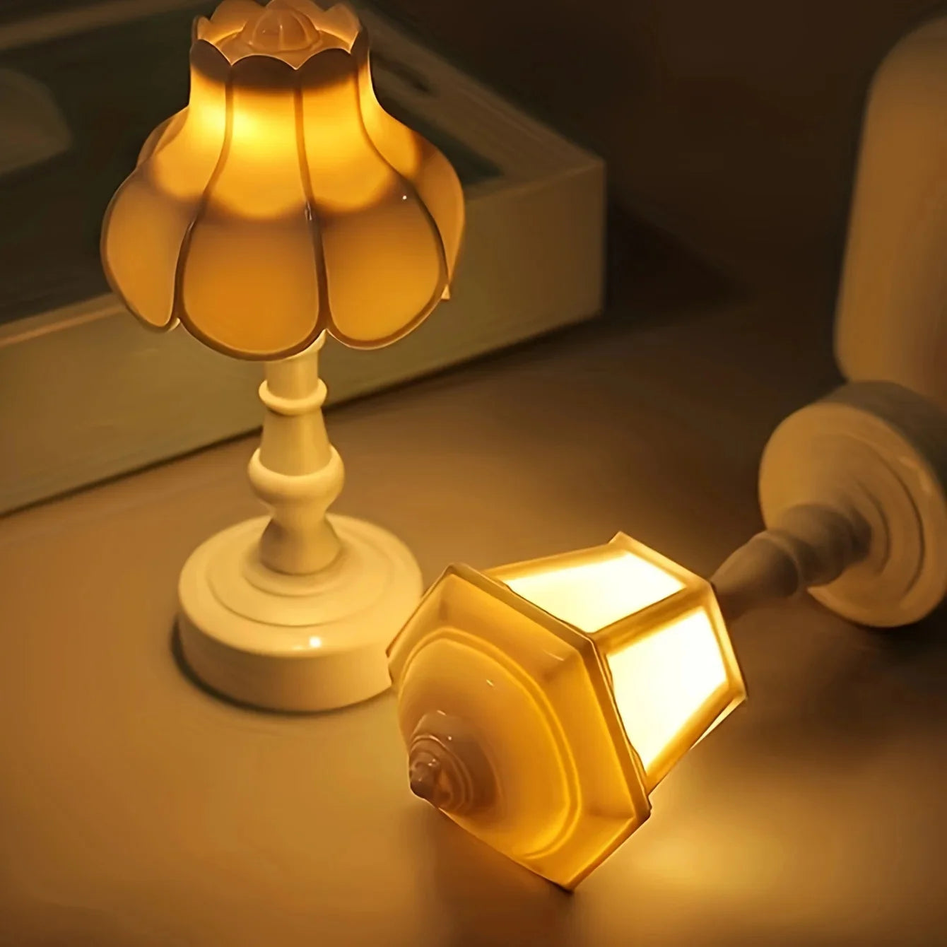 Lámpara de Mesa LED Recargable en Forma de Capullo Geométrico - Luz Nocturna Táctil para Dormitorio, Comedor y Decoración Moderna