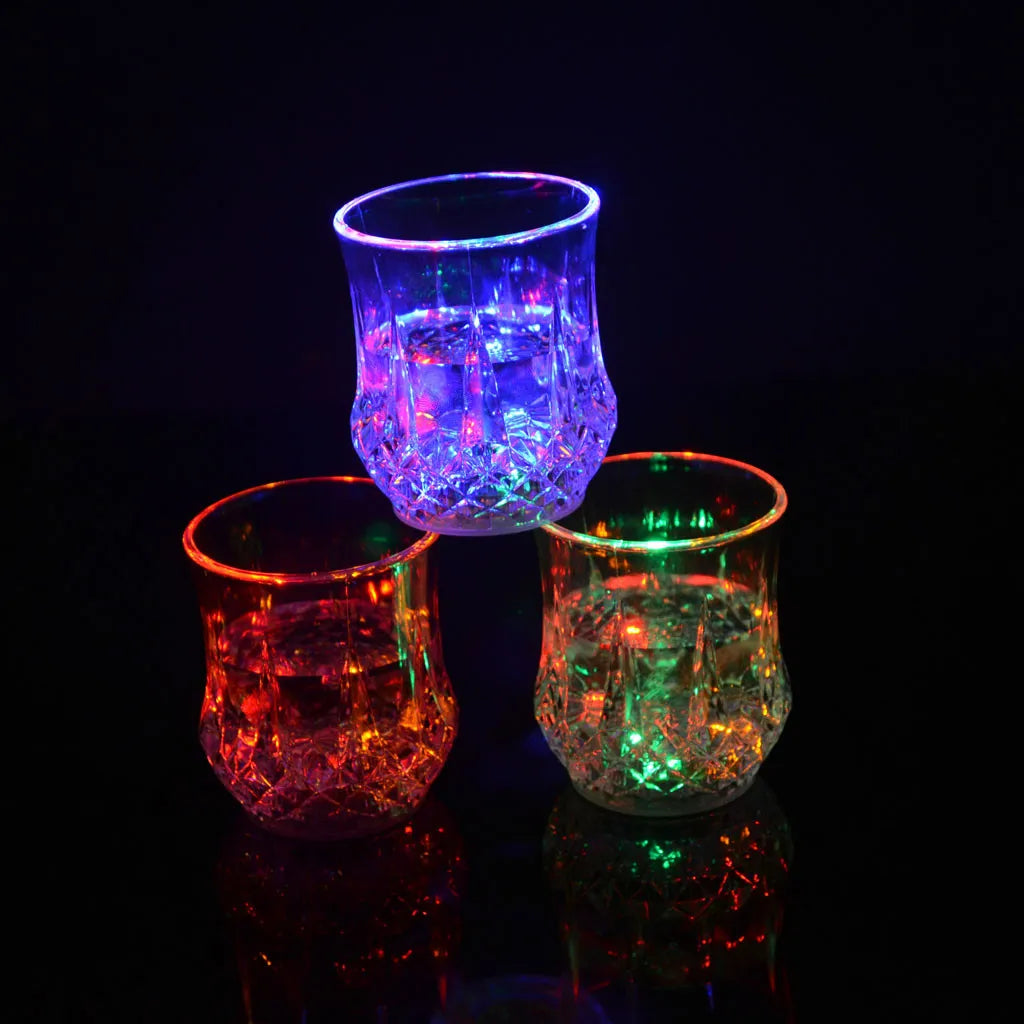 Vaso LED Automático Estilo Cristal con Luz Multicolor para Vino, Cerveza y Whisky - Ideal para Fiestas y Navidad