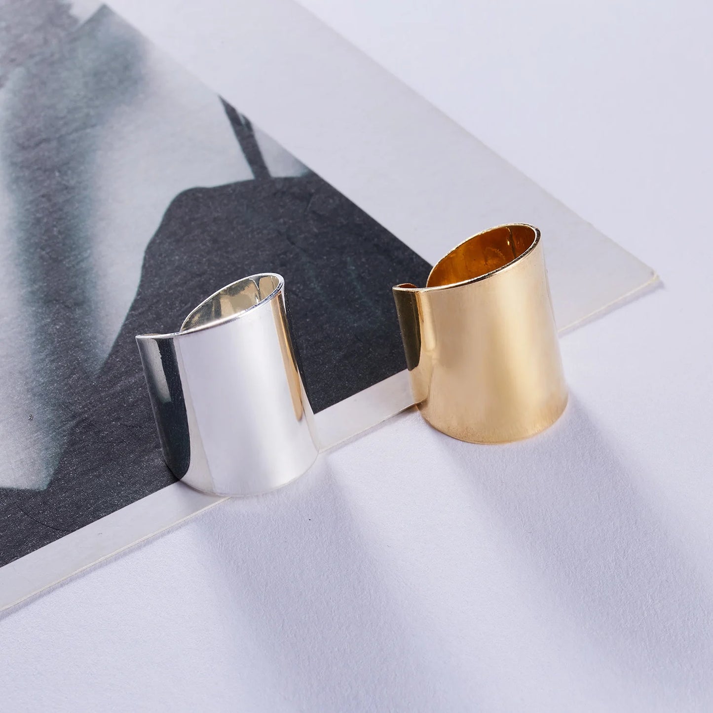 Anillo Abierto de Color Dorado y Plateado para Mujeres y Hombres - Anillo Ancho Estilo Hip Hop Punk, Joyería Boho Simple