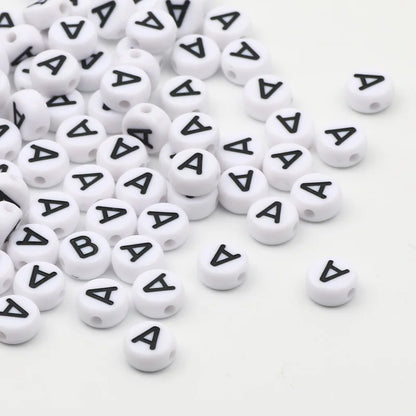 50/100 Piezas de Perlas Espaciadoras Acrílicas Redondas Blancas A-Z de 7x4MM para Joyería - Accesorios DIY para Pulseras