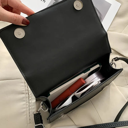 Bolso Bandolera de Cuero PU para Mujer - Diseño Moderno con Estilo Acolchado - Bolso de Mano Compacto para Viajes y Uso Diario (20.5 x 12 x 7 cm)