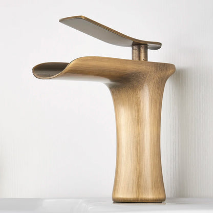 Grifo de Lavabo en Cascada de Latón Antiguo | Mezclador de Agua Caliente y Fría | Grifo de Baño con Manija Única | Accesorio de Lavabo Elegante