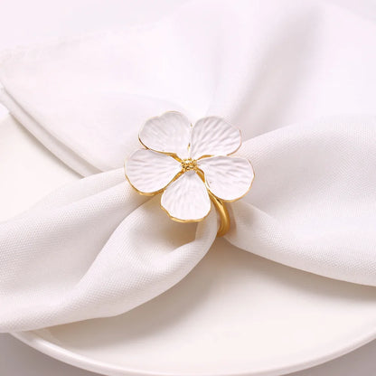 Anillo de Servilleta Floreciente - Soporte de Servilletas de Flor de Ciruelo, Hebilla Decorativa para Hotel y Fiesta, Set de 4 Piezas