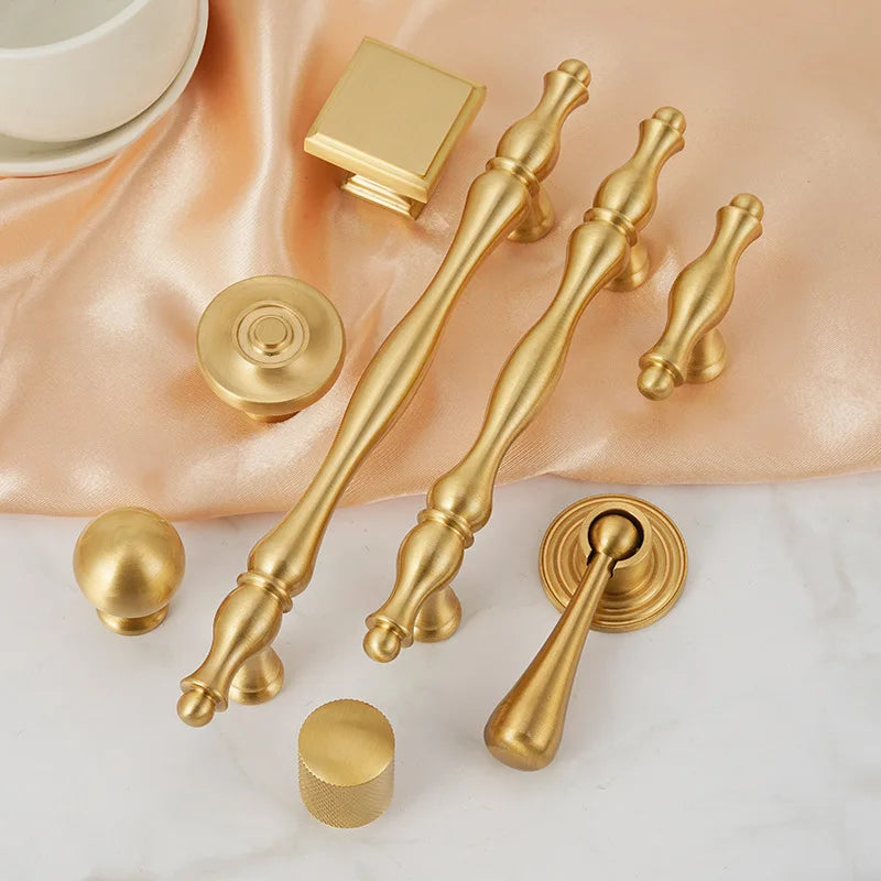 Manijas para Muebles de Latón Macizo Francés - Pomo y Manija de Puerta de Armario, Ideal para Cajones de Cocina Americana