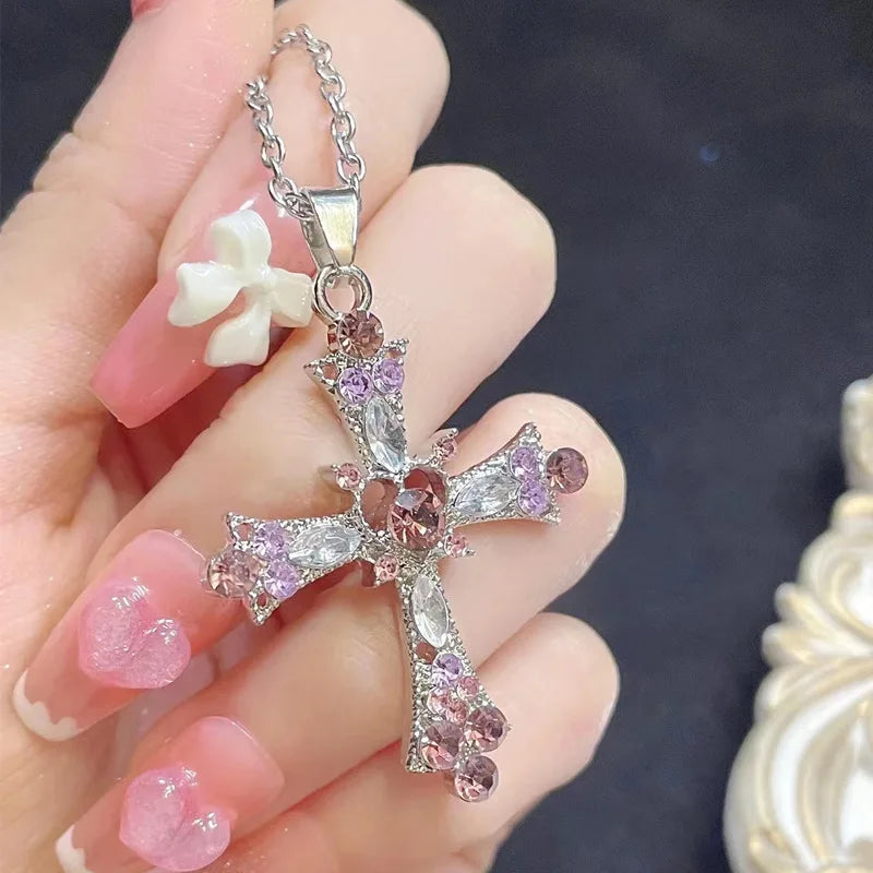 Collar Gótico de Cruz Rosa con Zirconia Púrpura - Necklace Y2K Punk de Corazón para Mujeres | Accesorios de Joyería Grunge