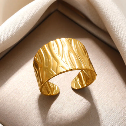 Anillos de Acero Inoxidable 316L para Mujer - Anillo Ancho Geométrico con Corazón Ajustable - Joyería de Moda