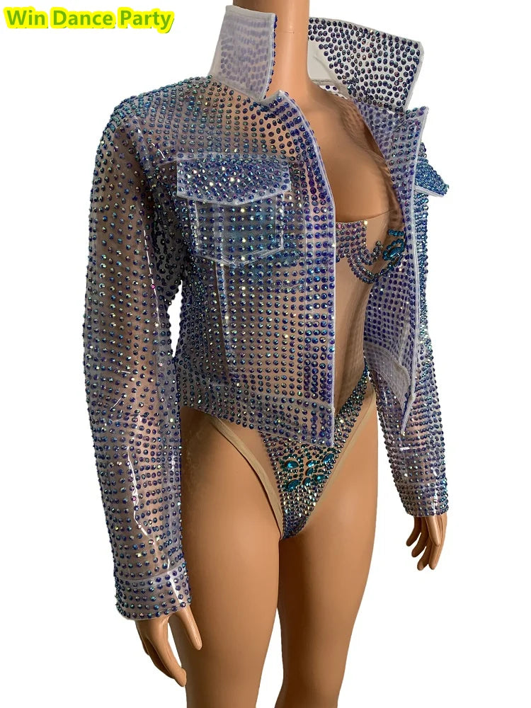 Mono de Malla Fluorescente Ajustado con Diamantes - Chaqueta Envuelta en la Cadera para Cantantes y Actuaciones Nocturnas