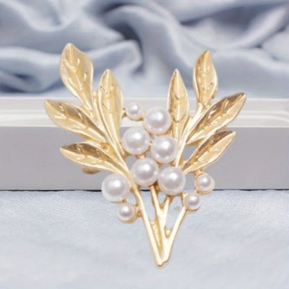Broche Clásico de Acrílico y Aleación de Zinc para Mujer - Accesorio de Moda con Tema de Belleza