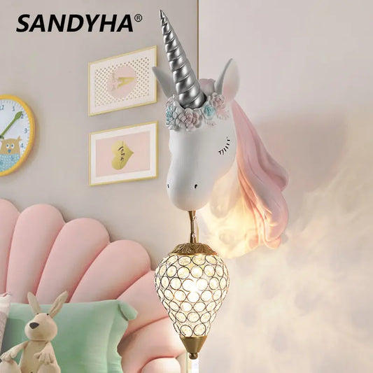Lámpara de Pared Nórdica con Diseño de Unicornio en Cristal - Iluminación LED para Dormitorio Infantil, Mesita de Noche y Decoración de Hogar