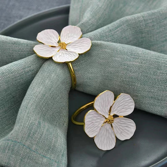 Anillo de Servilleta Floreciente - Soporte de Servilletas de Flor de Ciruelo, Hebilla Decorativa para Hotel y Fiesta, Set de 4 Piezas