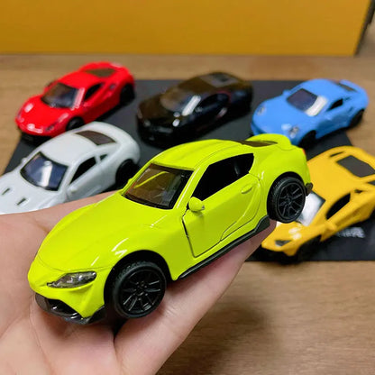 Coche de Metal Diecast 1:43 Modelo Deportivo con Puertas Abiertas, Juguete Pull-Back para Niños, Adorno de Automóvil