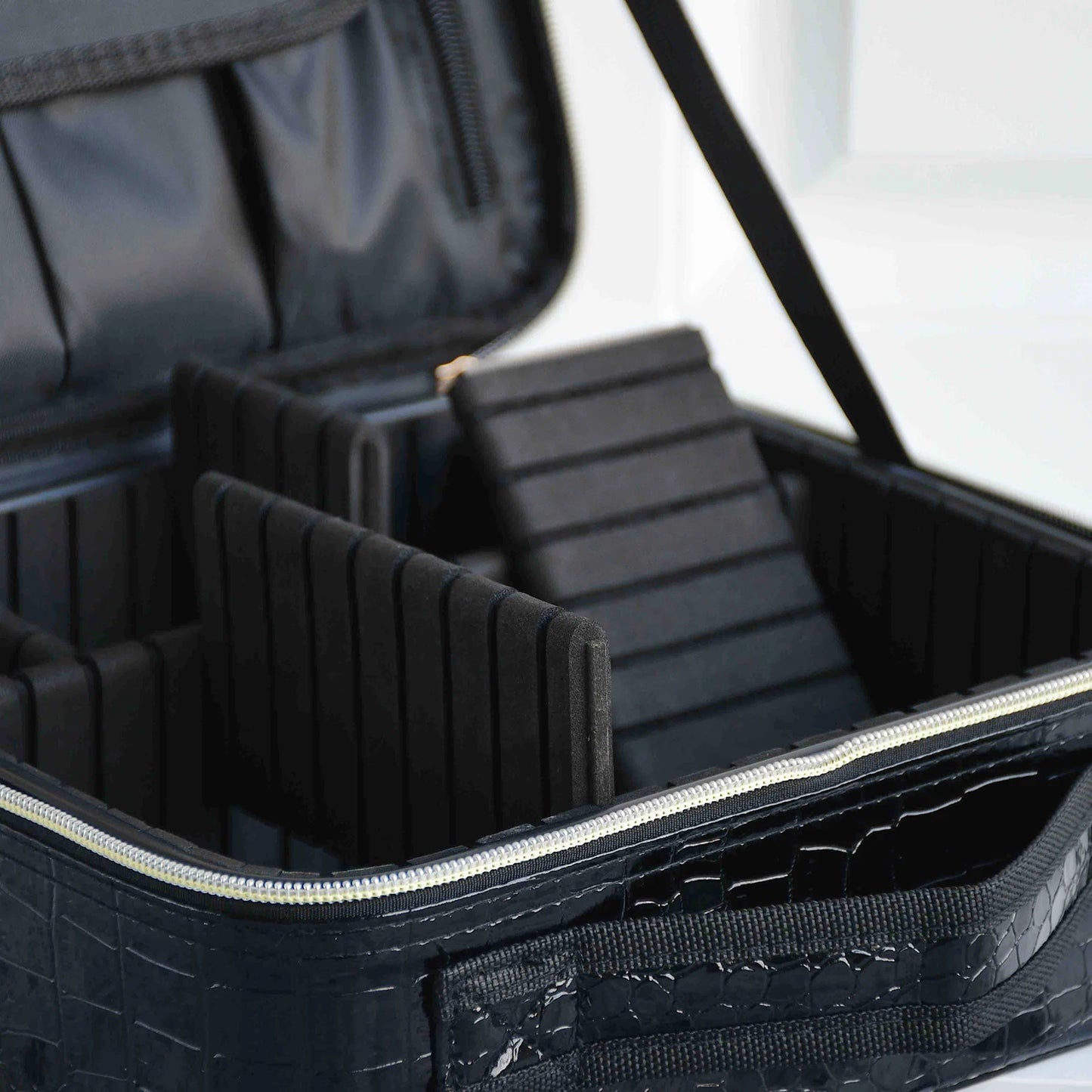 Neceser Multifuncional de Viaje para Mujeres - Estuche de Maquillaje Portátil de PU