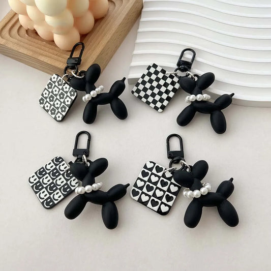 Llaveros de perro de globo de dibujos animados acrílicos, colgante de flor de corazón de color negro, cadena de teléfono, hebilla de llavero, accesorios, juguetes colgantes de bolsa