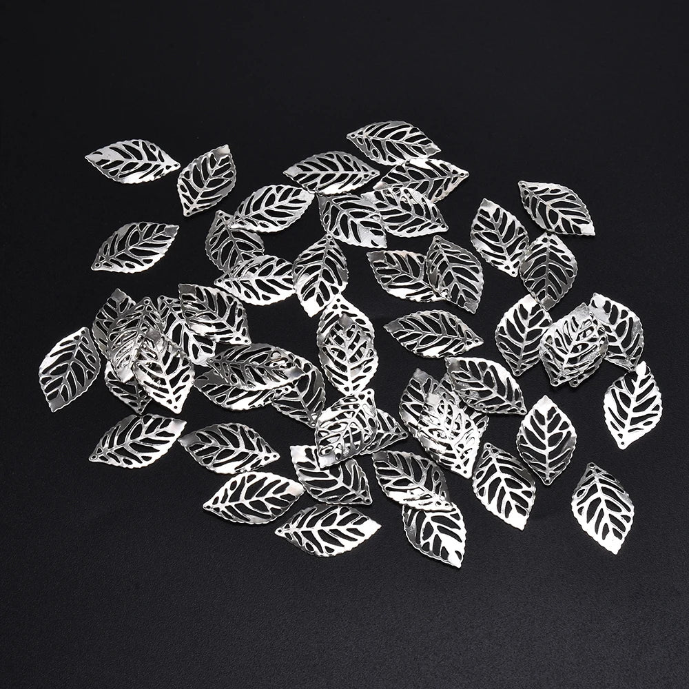 Hojas de Filigrana de Metal para Manualidades - Accesorios de Boda, Colgantes, Corona de Novia, 50 Unidades