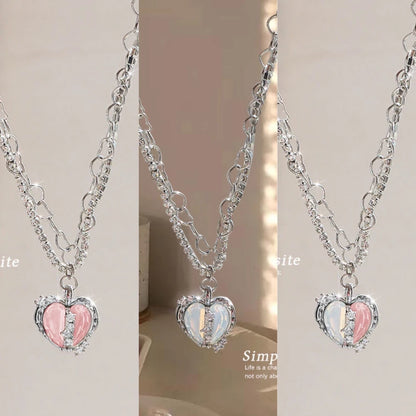 Collar de Alce Pequeño para Mujer - Joyería de Alta Gama con Colgante de Diamantes de Imitación