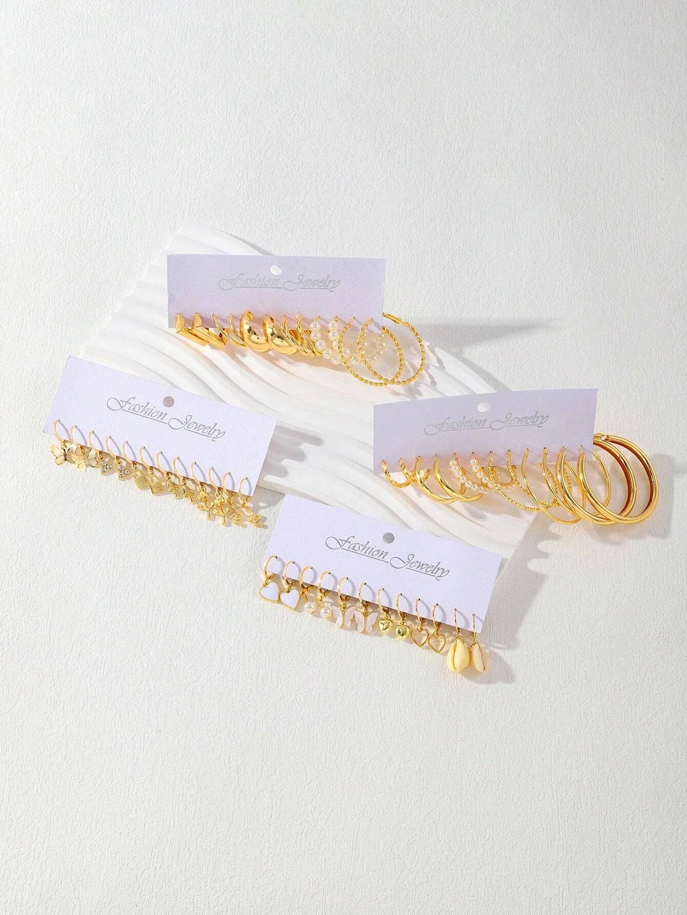 Conjunto de Pendientes Irregulares con Perlas Artificiales