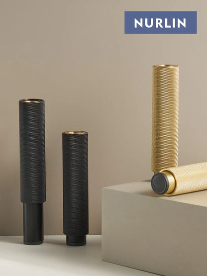 Pies de Gabinete Ajustables Nurlin – Diseño de Corte de Diamante Moleteado en Latón, Patas de Mueble Firmemente Apoyadas en Negro y Oro