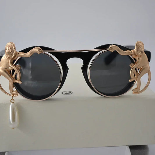 Gafas de Sol Barrocas con Montura de Leopardo, mono dorado y Cadena de Metal - Protección UV400 y Estilo Retro Elegante