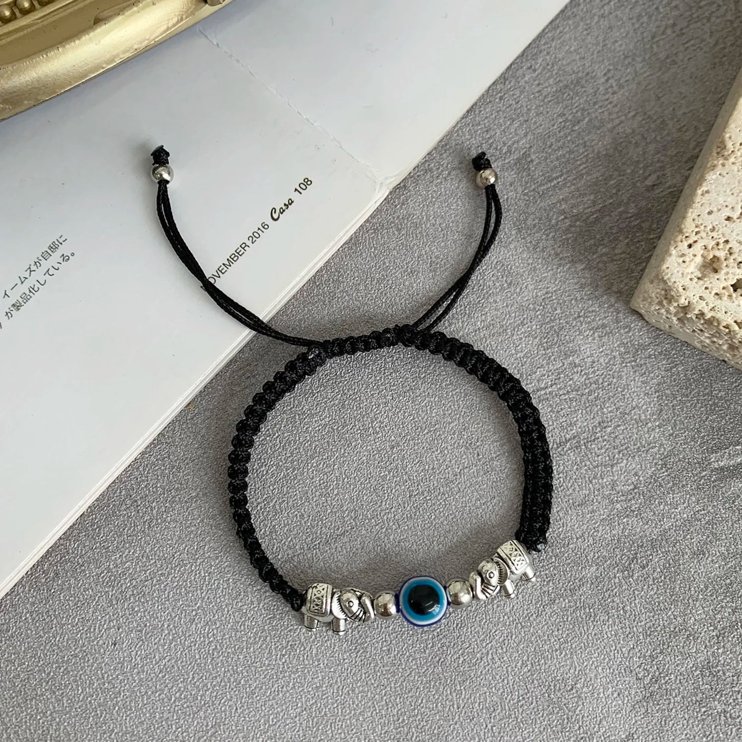 Pulsera de Protección Turca con Ojo de Demonio – Pulsera de la Suerte para Hombre y Mujer, Tejida a Mano en Rojo, Negro y Azul
