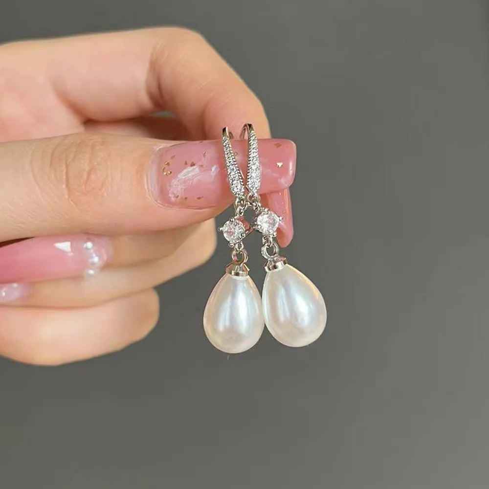 Pendientes Colgantes de Gota de Agua con Perlas Imitación - Joyería de Moda para Mujeres, Regalos de Compromiso y Fiesta