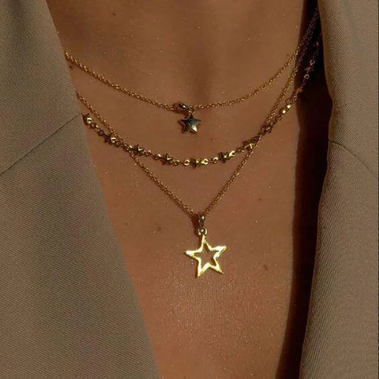 Collar de Estrella Hueca en Color Dorado - Set de Joyería Vintage Punk para Mujeres, Cadena Clavícula