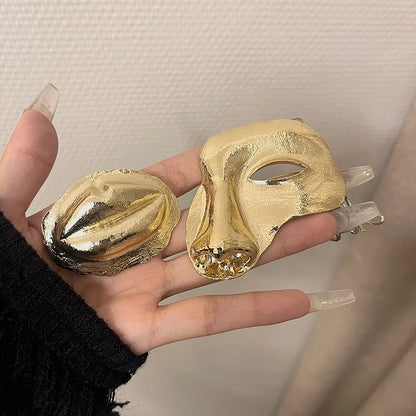 Goth Unisex Half Face Mask Lips Metal BroocMáscara Gótica Unisex con Broche de Metal en Forma de Labios para Mujer y Hombre, Accesorio Punk Hip Hop, Regalo de Joyería Vintagehs for Women Men Hip Hop Punk Pins Accessory Vintage Jewelry Gift
