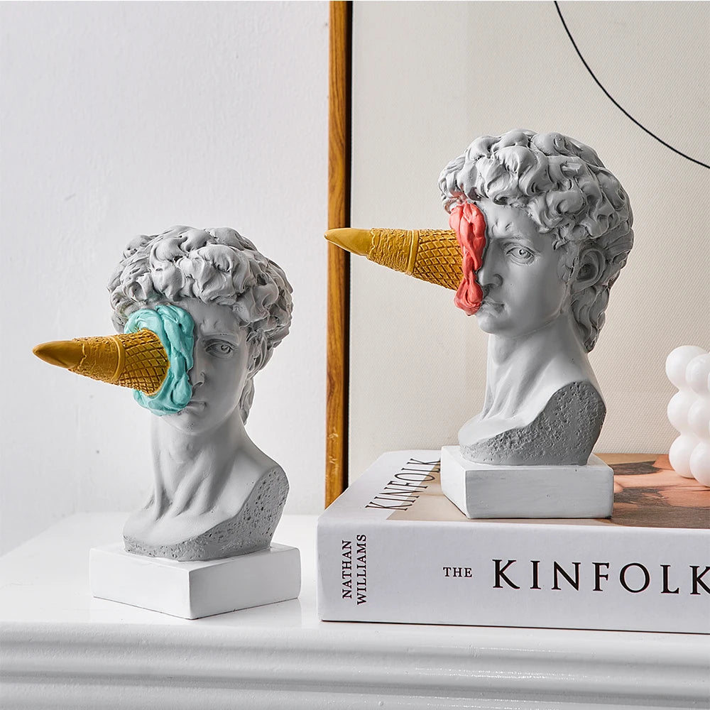 Figura Decorativa Moderna de David - Escultura Nórdica de Helado para Decoración del Hogar y Oficina