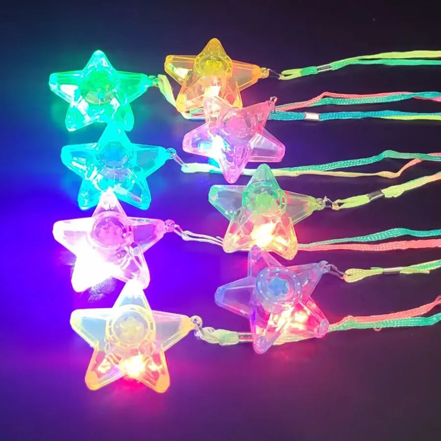 10/20/30/50 pcs Collares LED Luminosos | Estrella y Corazón con Luz Intermitente | Collares Brillantes para Niñas y Fiestas Infantiles