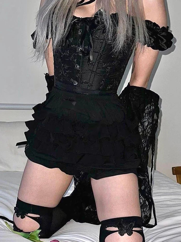 Pantalones Cortos Góticos de Cintura Alta para Mujer con Diseño Floral Y2K - AltGoth Mall, Estilo E-girl y Grunge