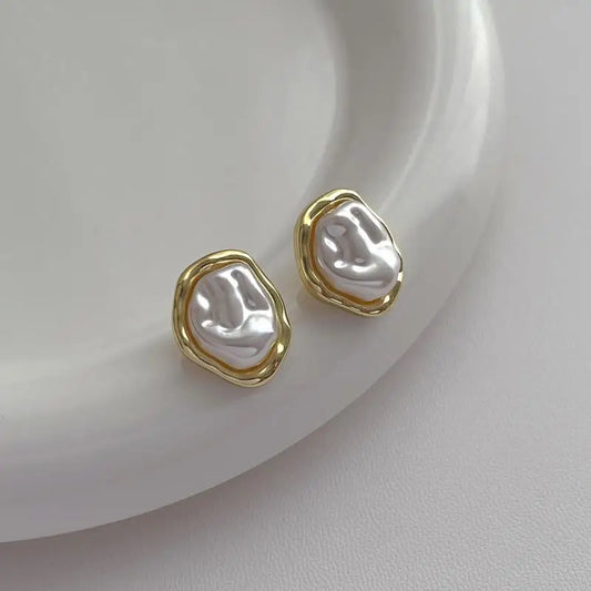 Pendientes Minimalistas de Perlas Irregulares