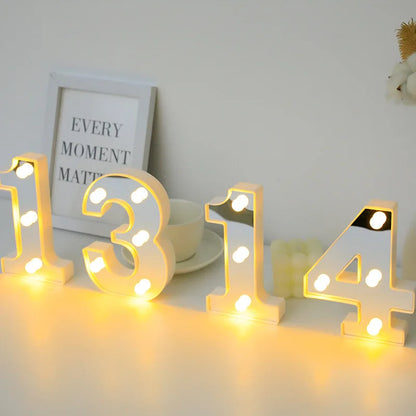 Lámpara de Letras LED Plateadas de 16cm - Decoración para Hogar, Bodas, Cumpleaños y Propuestas Románticas