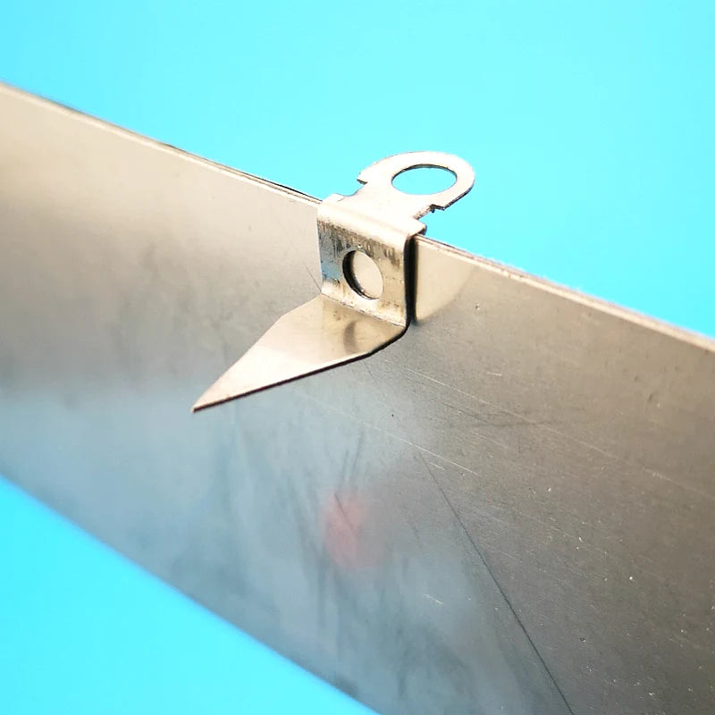 Soporte de Acero Inoxidable para Letras 3D de Canal: Instalación Rápida y Segura