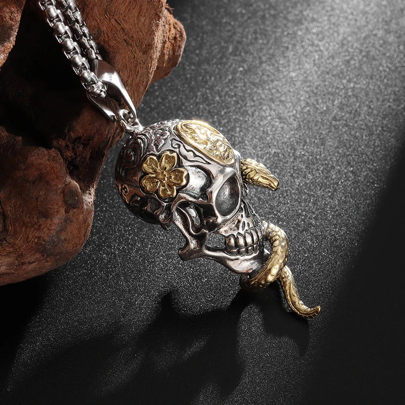 Collar Gótico con Colgante de Calavera de Demonio y Serpiente - Joyería Vintage para Hombres y Niños, Ideal para Halloween