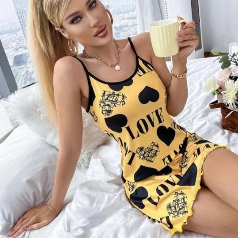 Camisón de belleza con espalda delgada para el hogar, ropa Sexy con cuello Halter, Falda corta, pijama con estampado de dibujos animados de amor, novedad de verano